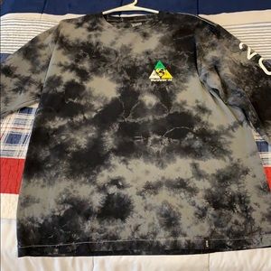 HUF Worldwide’ 02 long sleeve T-Shirt